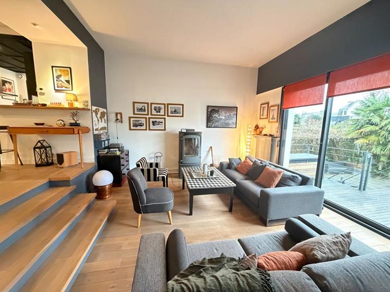 Villa - 150 m² - 7 pièces