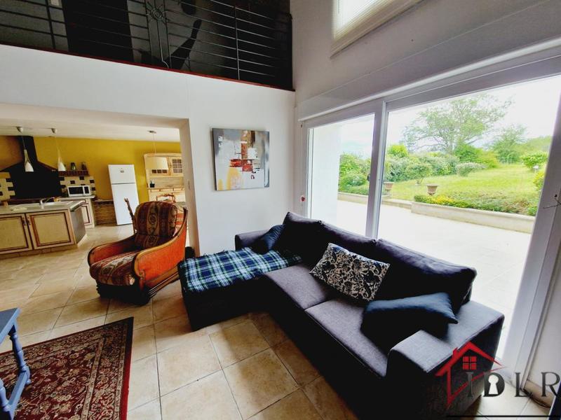 Maison - 188 m² - 5 pièces