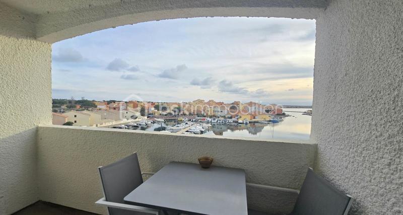 Studio - 25 m² - 1 pièce