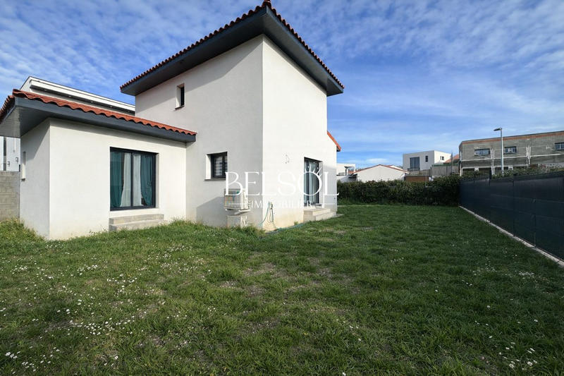Villa - 82 m² - 4 pièces