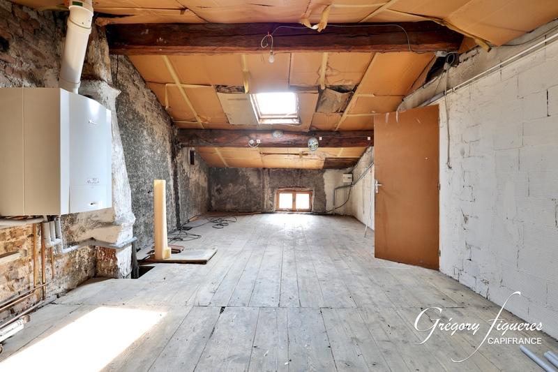 Maison - 143 m² - 8 pièces