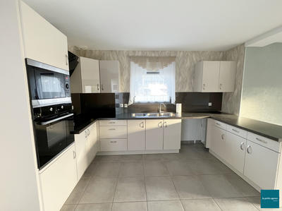 Maison traditionnelle - 142 m² - 6 pièces