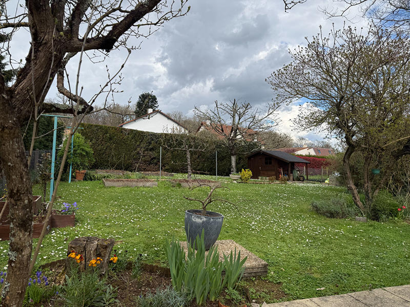 Maison - 122 m² - 7 pièces