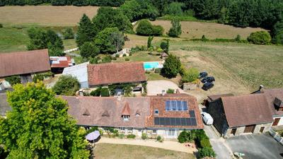 Maison ancienne - 230 m² - 7 pièces