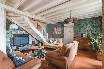 Demeure - 153 m² - 5 pièces