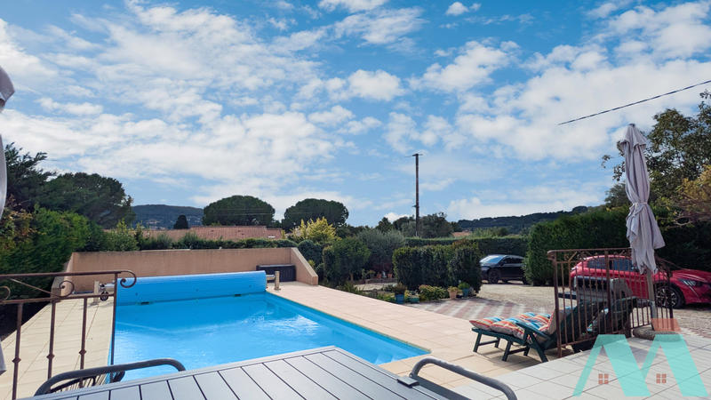 Maison - 106 m² - 4 pièces