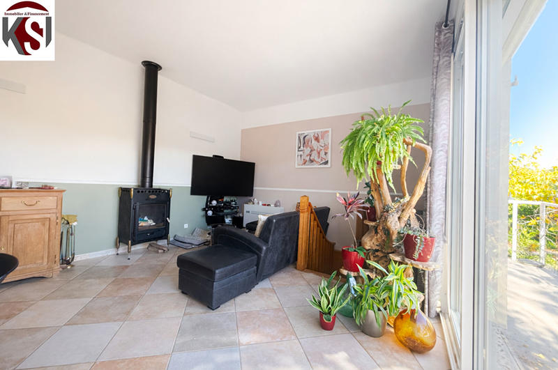 Maison - 97 m² - 3 pièces