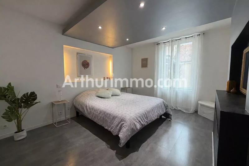 Appartement - 90 m² - 3 pièces