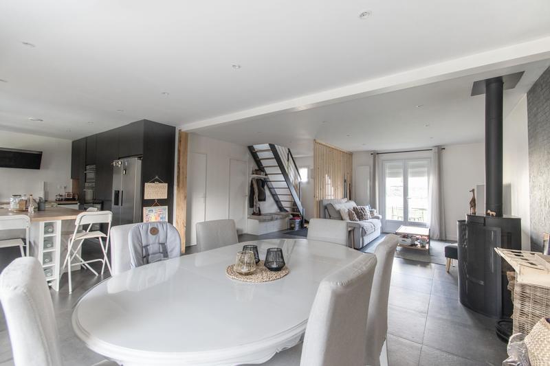 Maison - 120 m² - 5 pièces