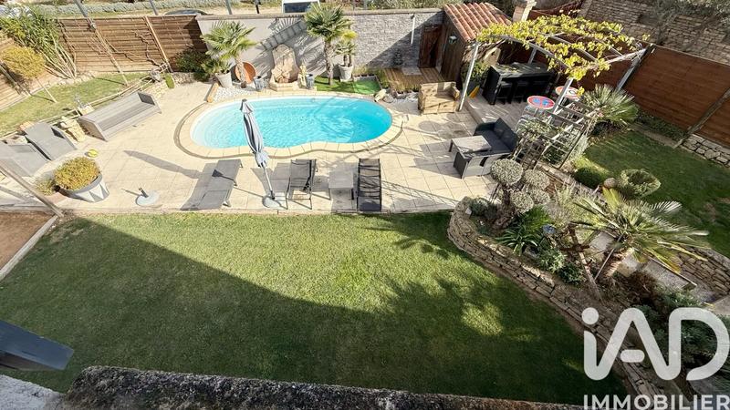 Maison - 90 m² - 4 pièces