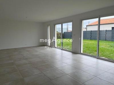 Maison - 150 m² - 5 pièces