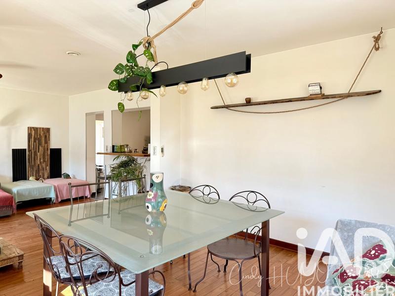 Maison - 180 m² - 10 pièces