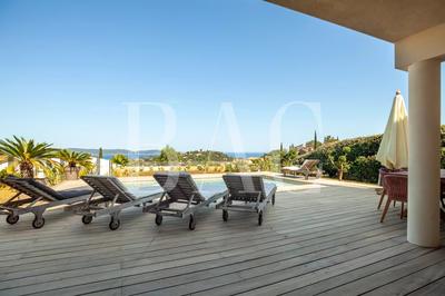 Villa - 180 m² - 5 pièces
