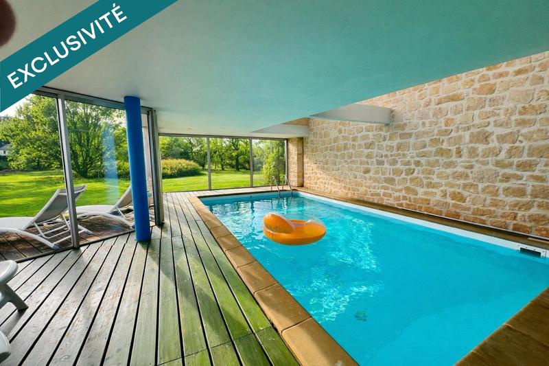 Maison - 460 m² - 12 pièces