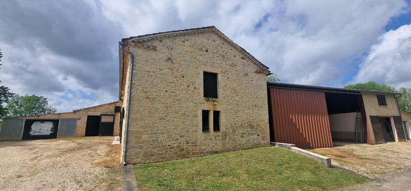 Propriété - 116 m² - 6 pièces