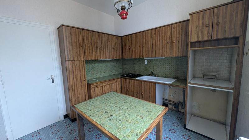 Maison - 176 m² - 7 pièces