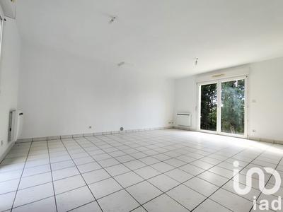 Maison - 96 m² - 5 pièces