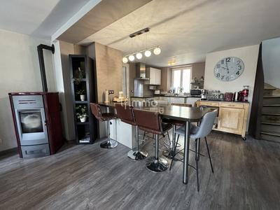 Maison - 136 m² - 6 pièces