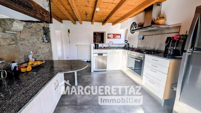 Maison - 190 m² - 5 pièces