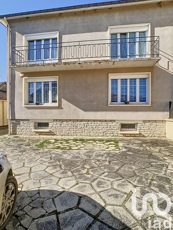 Maison - 162 m² - 5 pièces