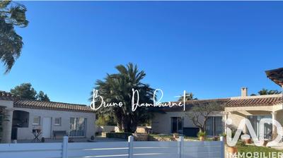 Maison - 180 m² - 4 pièces