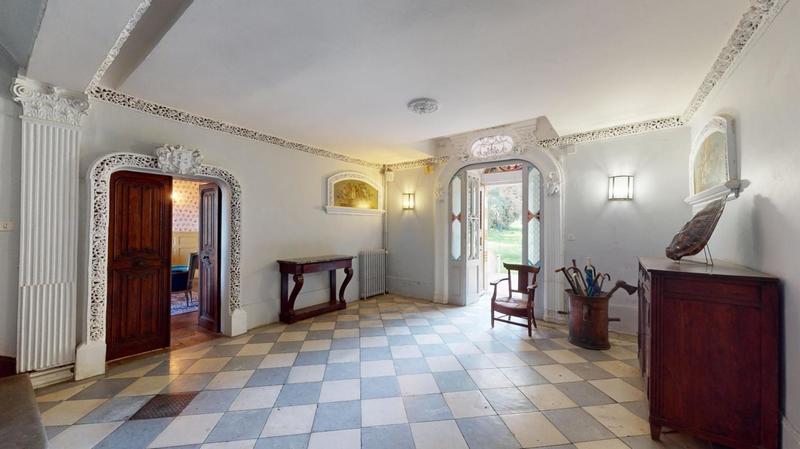 Château - 1 000 m² - 10 pièces