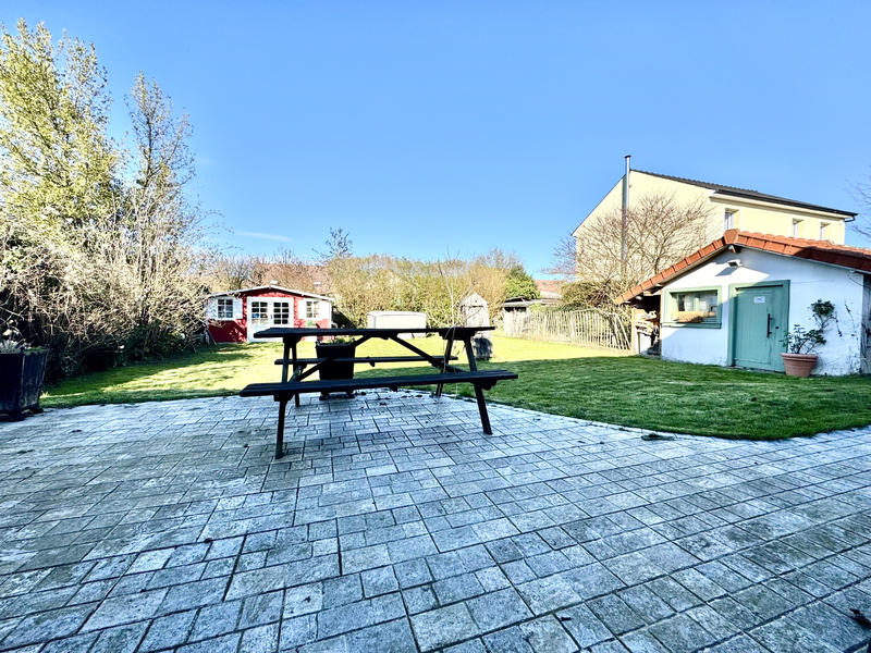 Maison - 110 m² - 6 pièces