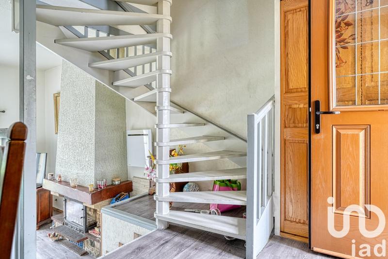 Maison - 93 m² - 5 pièces