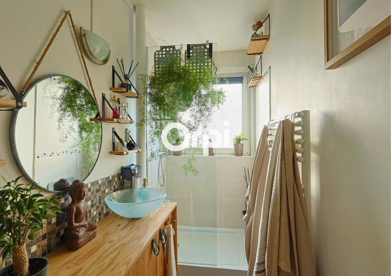 Appartement - 66 m² - 3 pièces