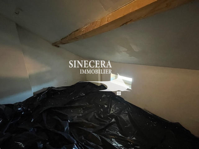 Maison - 195 m² - 5 pièces