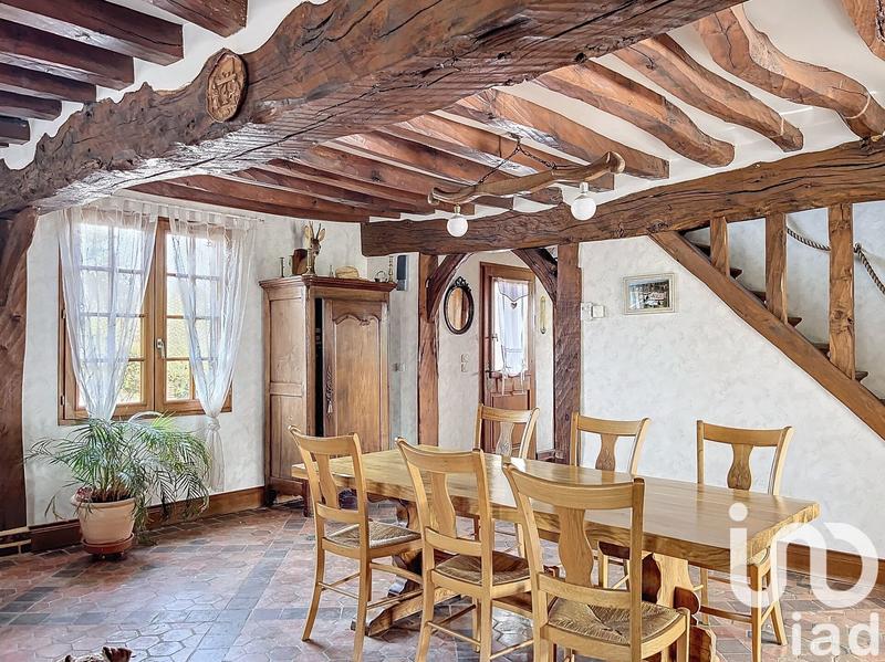 Maison - 214 m² - 4 pièces