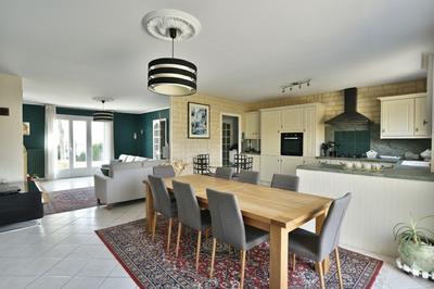 Maison - 106 m² - 6 pièces