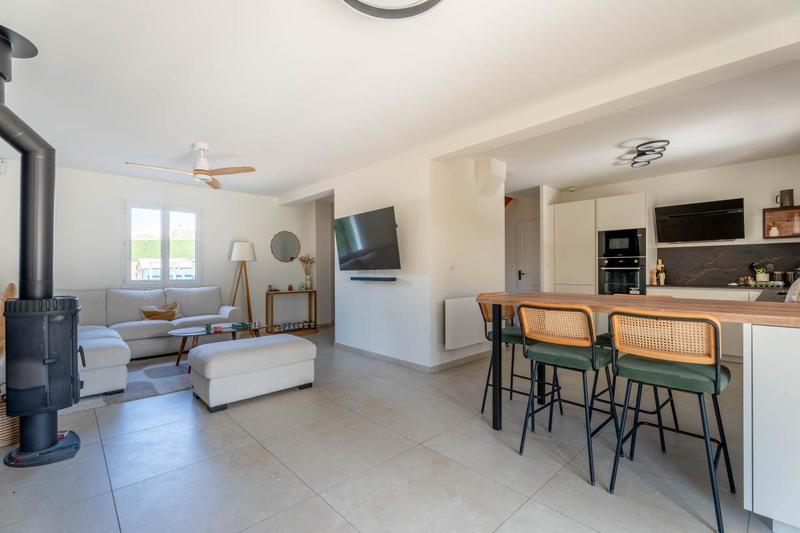 Maison - 111 m² - 4 pièces