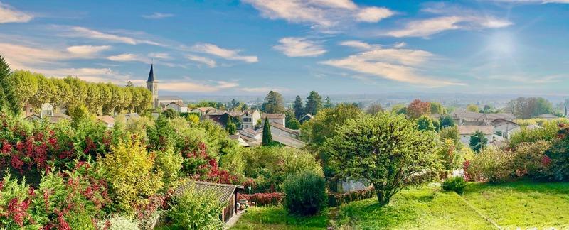 Maison - 371 m² - 15 pièces