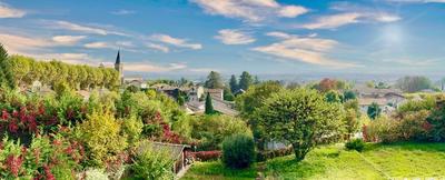 Maison - 371 m² - 15 pièces