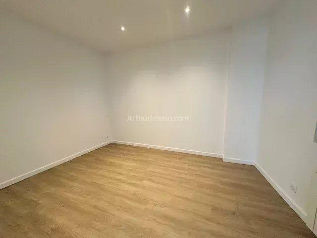 Appartement - 80 m² - 3 pièces