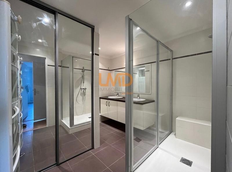 Appartement - 107 m² - 5 pièces