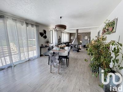 Maison - 145 m² - 6 pièces