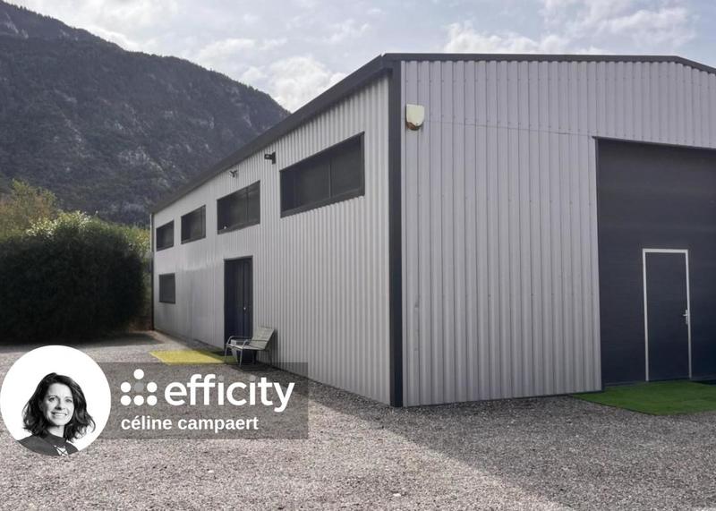 Bureau - 200 m² - 2 pièces