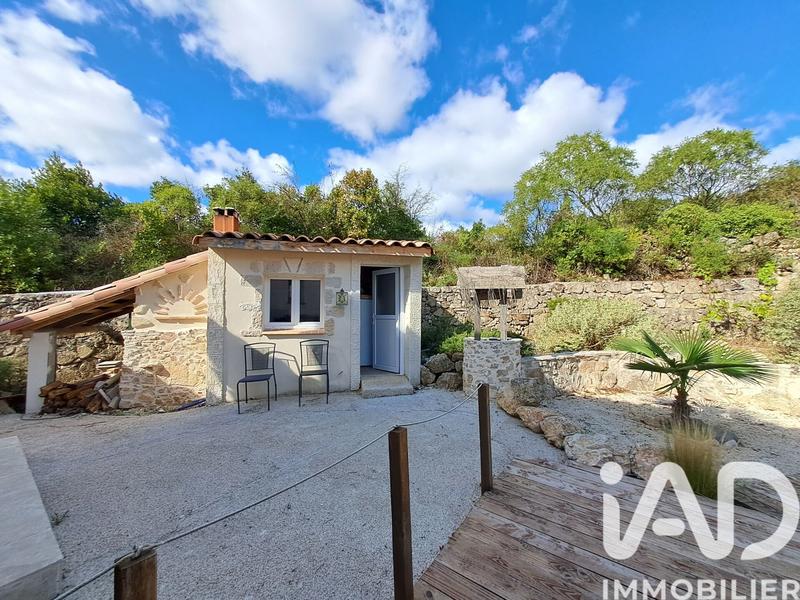 Maison - 192 m² - 7 pièces