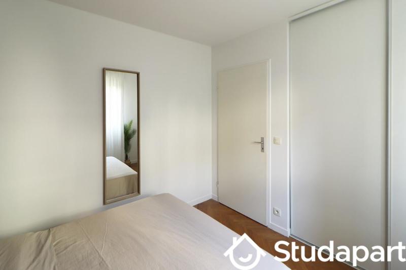 Chambre - 10 m² - 1 pièce