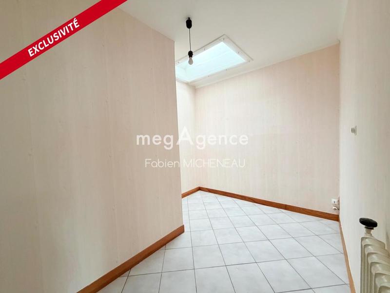 Maison - 121 m² - 6 pièces