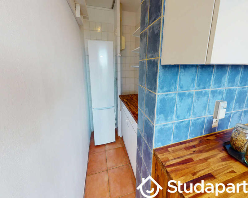 Chambre - 100 m² - 1 pièce