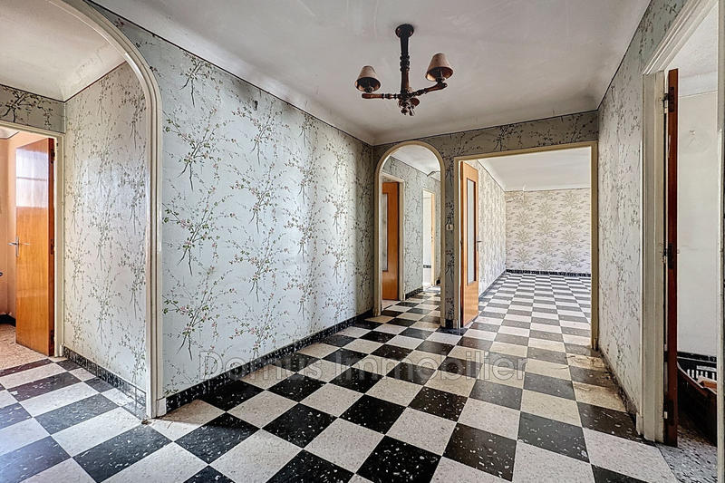 Maison - 182 m² - 8 pièces