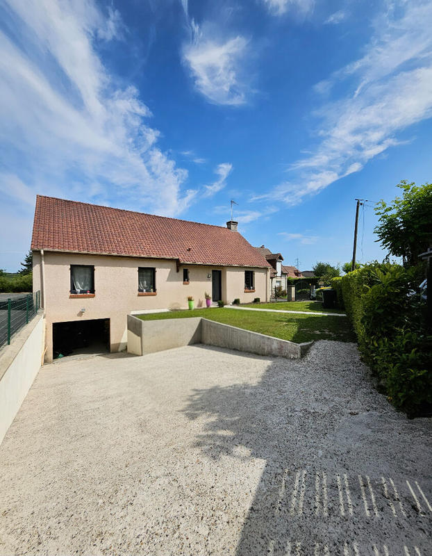 Maison - 100 m² - 6 pièces