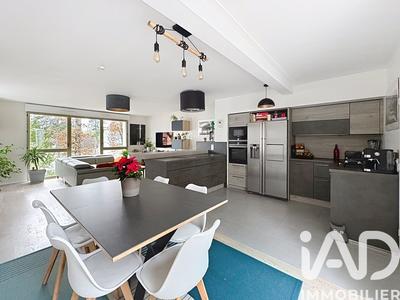 Appartement - 92 m² - 5 pièces