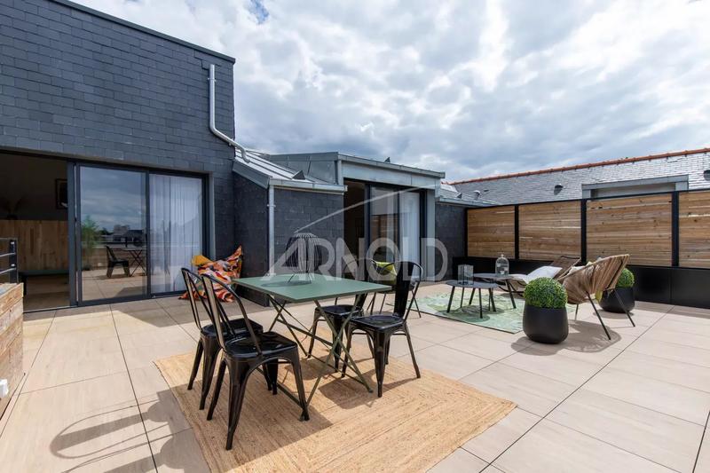 Appartement - 136 m² - 4 pièces