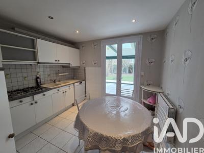 Maison - 105 m² - 5 pièces