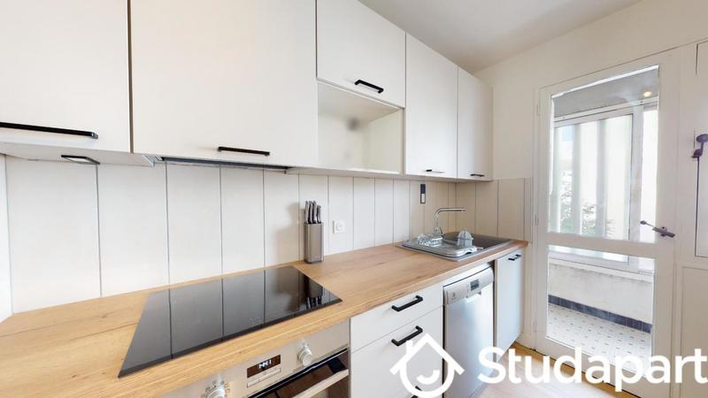 Chambre - 10 m² - 1 pièce