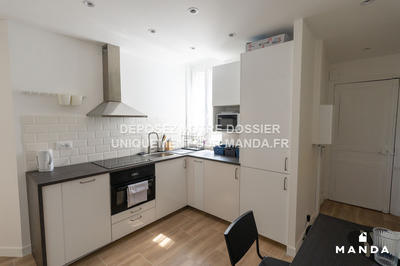 Chambre - 11 m² - 4 pièces